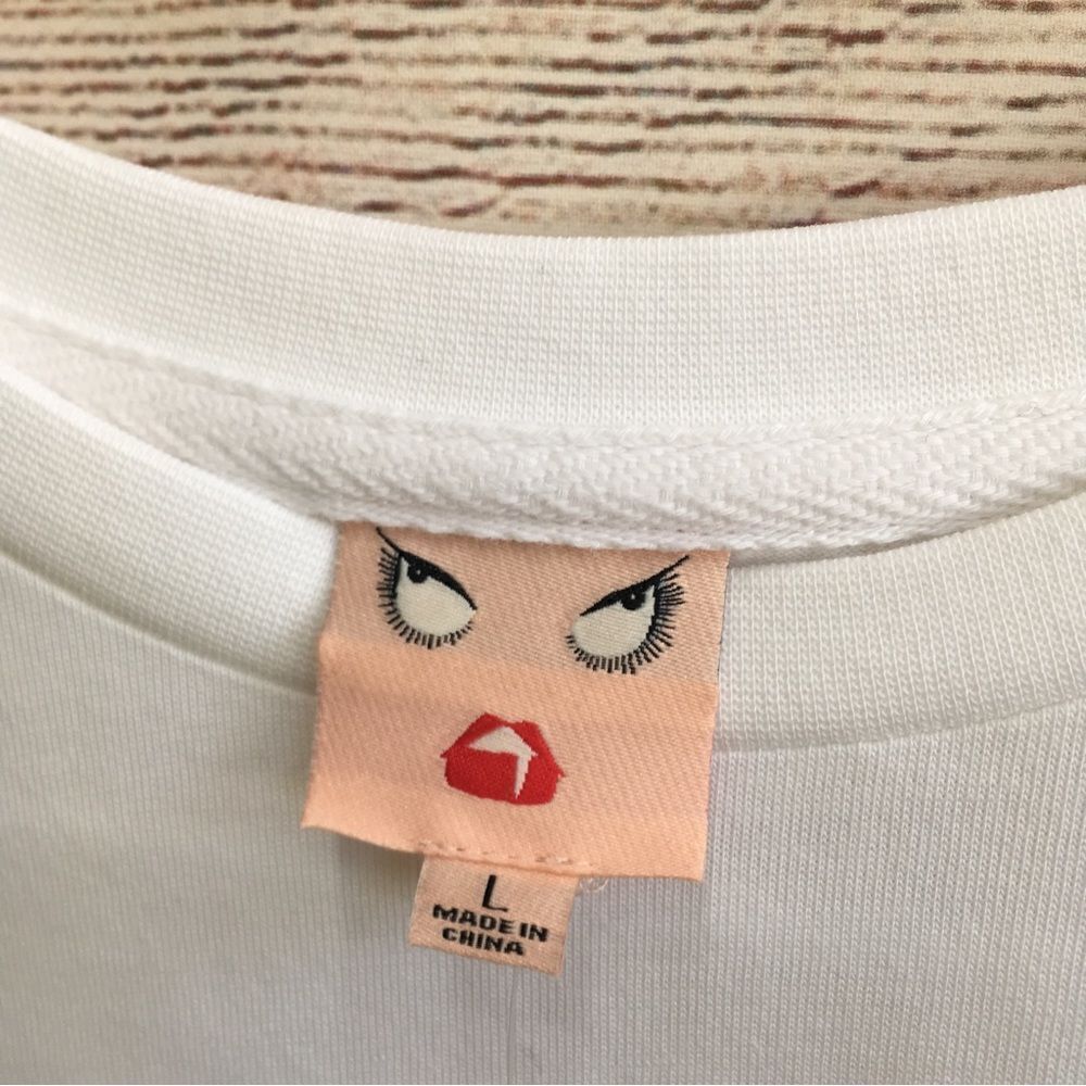 NEW WITH TAGS BADGLEY MISCHKA ORIGINAL ARTWORK TSHIRT IN WHITE‎ - Picture 9 of 10